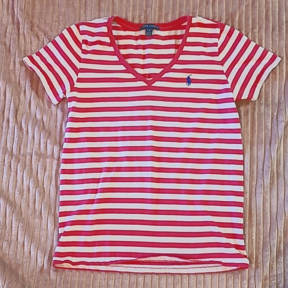 Ralph Lauren T-shirt. Large